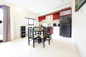 6 Bedrooms Villa with Private Pool - Twin Villa Pengiyasan