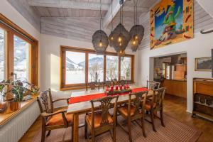 Charming Alpine Country House near Zell am See
