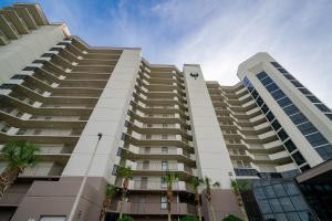 Phoenix VI 6410 condo