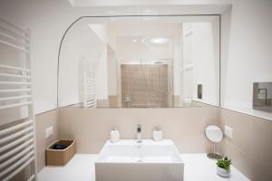 Superior Apartment room in Politeama Apartments