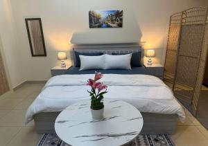 Apartment in Sharjah - Near Dubai Border
