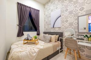 Warm Sweet Home 2BR 8min to Sunway Icon City Pool