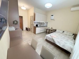 Студія на Південному вокзалі