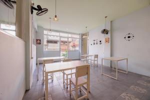 RedDoorz near Soekarno Hatta Airport 3