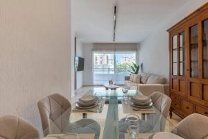 Bright flat in San Pedro with Pool and Parking