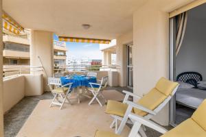 Amazing 3Br, 2 Bath Apart, Close to the Sea