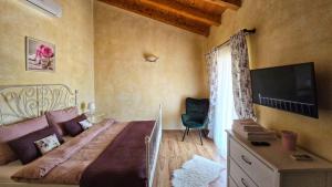 Holiday home Villa Bella with pool by Villas Guide