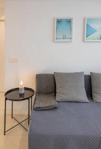 Bright Apartment Close to the Sea