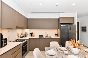 Golden Stays - Burj View Downtown Near Dubai Mall Sleeps 11