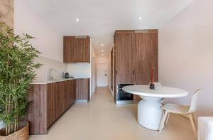 Charming Golden Mile Apt at 300m from the Beach