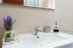 Station House Center