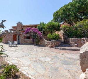 Panoramic villa in Sardinia