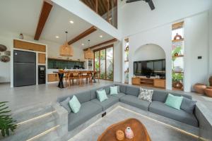 Luxury villa Kupu Kupu, 160m from beach