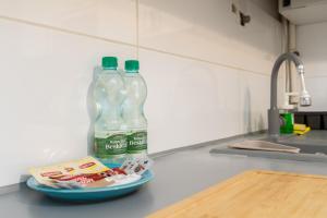 Jaremy Standard Apartment by BookingHost