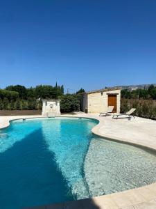 The Farmhouse in the shade of the plane trees
