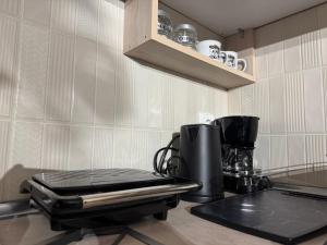 Aiolos cozy GLYFADA near the centre