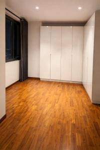 Luxury Seaview Penthouse with Private Balcony in dehiwala
