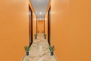 OYO Townhouse 1123 Kalyanpur Metro