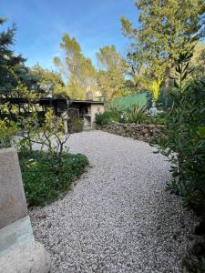 Apartment with garden and summer kitchen