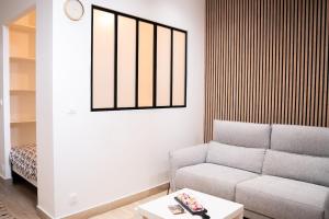 classy studio Zola - Metro 13 - ground floor