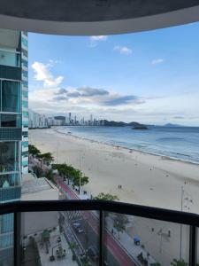 Apto frente mar 3 suítes