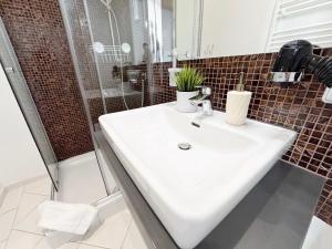 Avío, 2 Bedroom Apartment, Smart TV, Fully Equipped Kitchen