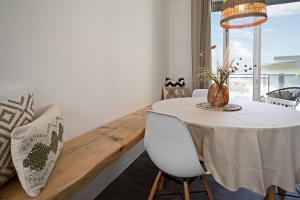 ZOE - Regarda Travel