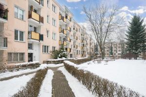 Bielany Urban Living Apartment by BookingHost