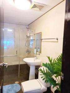 Stylish Pasig loft in the middle of everything!