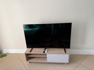 Accommodation Front - Stunning 2 Sleeper close to Cruise Terminal