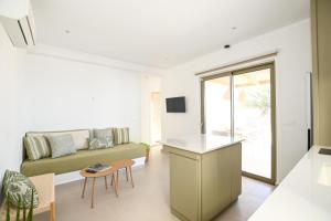 The Kalymnos Cliff Apartments