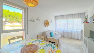 Vivalidays Jocelyne - Fenals - LLoret de Mar