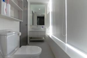 Modern & Cozy 2BR Stay at Suasana Suite 6