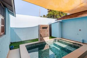 Sea Shades Cottages I Private Jacuzzi