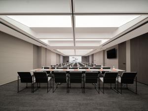 Atour Hotel Guangzhou TaKe Village Metro Station