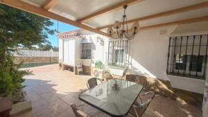 La Paloma Blanca