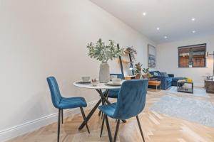 Central Jewellery Quarter 1-Bedroom Apartment with Workspace