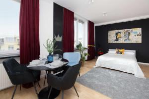 Cosy Studio for 3 People in the Warsaw Center by Noclegi Renters