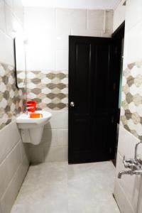 Ponnus Residency Attingal