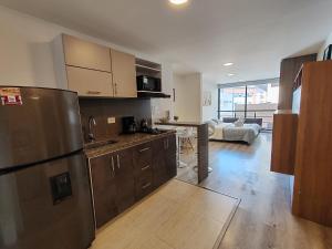 Moderno Apartamento con WiFi, Parking Privado y Cocina Completa Frente campus Universidad Santo Tomás