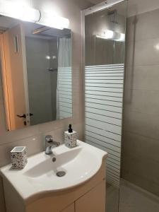 Athina Central Corfu Town Apartment