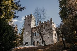 Castle Apartment in Ponte di Legno