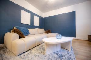 LEcrin Bleu - Idéal Couple & professionnels - Localisation idéal centre-ville et gare - Wifi - Netflix