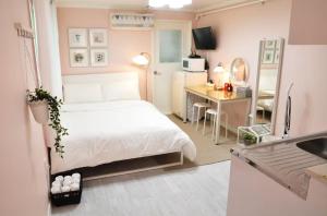 Oneway Stay - 5min from hongdea