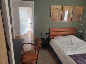 Bel appartement neuf 3 chambres proche Paris et Stade de France, parking gratuit, 5 min RER CDG aéroport et gare du Nord, quartier calme, proximité tous commerces