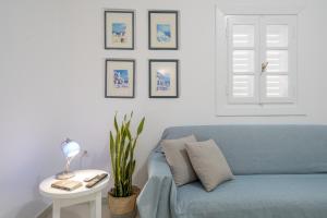 Coastal Escape - 2 min from Perissa Beach