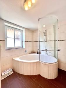 Hasenchalet Ruhpolding, Ferienhaus 120m2, 11 Personen, Chiemgau-Karte