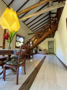 Casa ampla em Maresias 10 Pessoas com Quintal