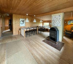 Family-Friendly House With A Scenic View