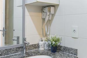 907 Ap charmoso em Pinheiros com academia e AC